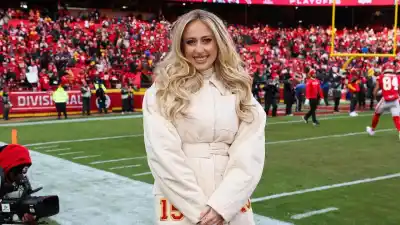 Brittany Mahomes Says Glam Team Made Her Feel Human Again for 1st Chiefs Game Since Giving Birth