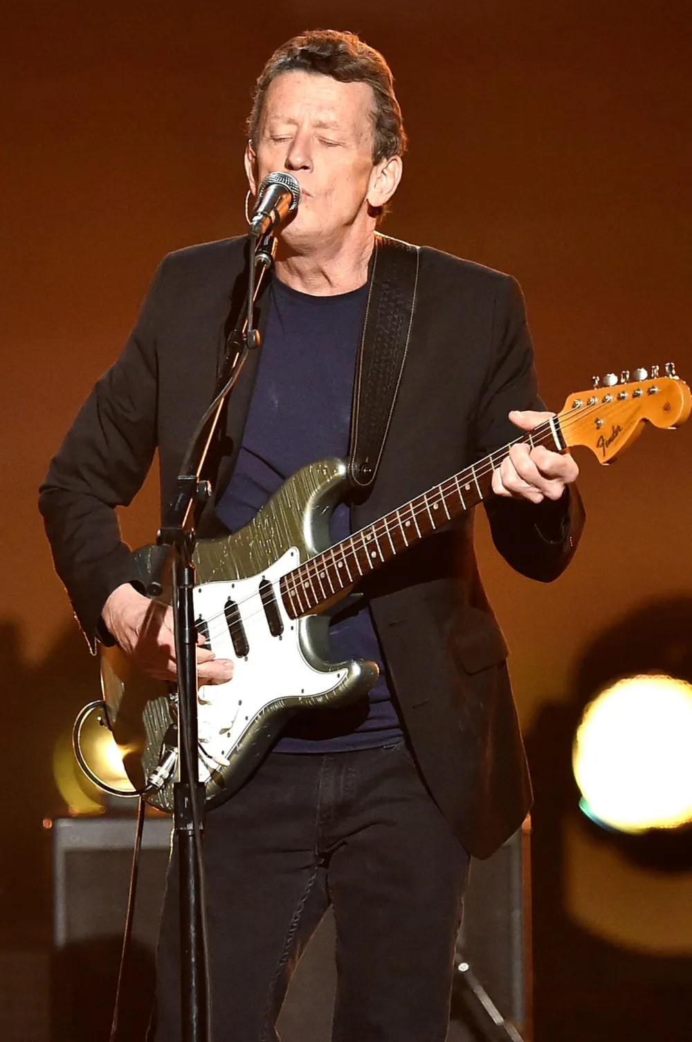 Eagles Lead Guitarist Steuart Smith Retires After 24 Years With Band Due to Parkinsons Diagnosis