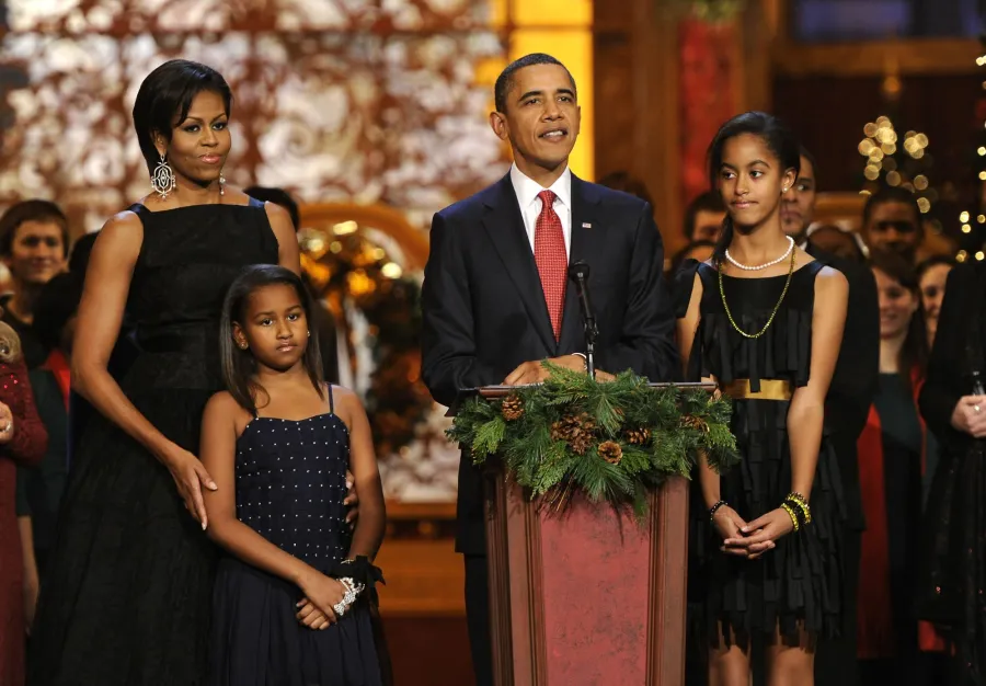 Relive Michelle Obamas Best Style Moments of All Time