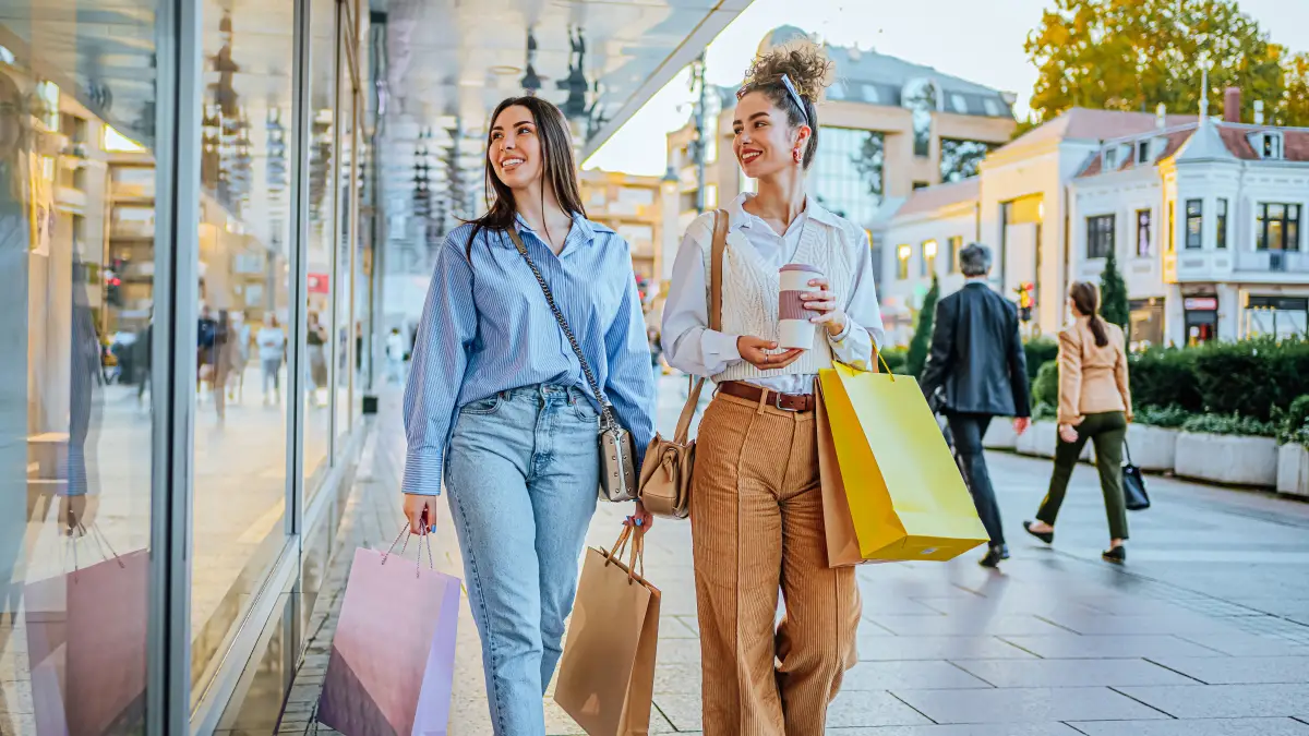 women shopping