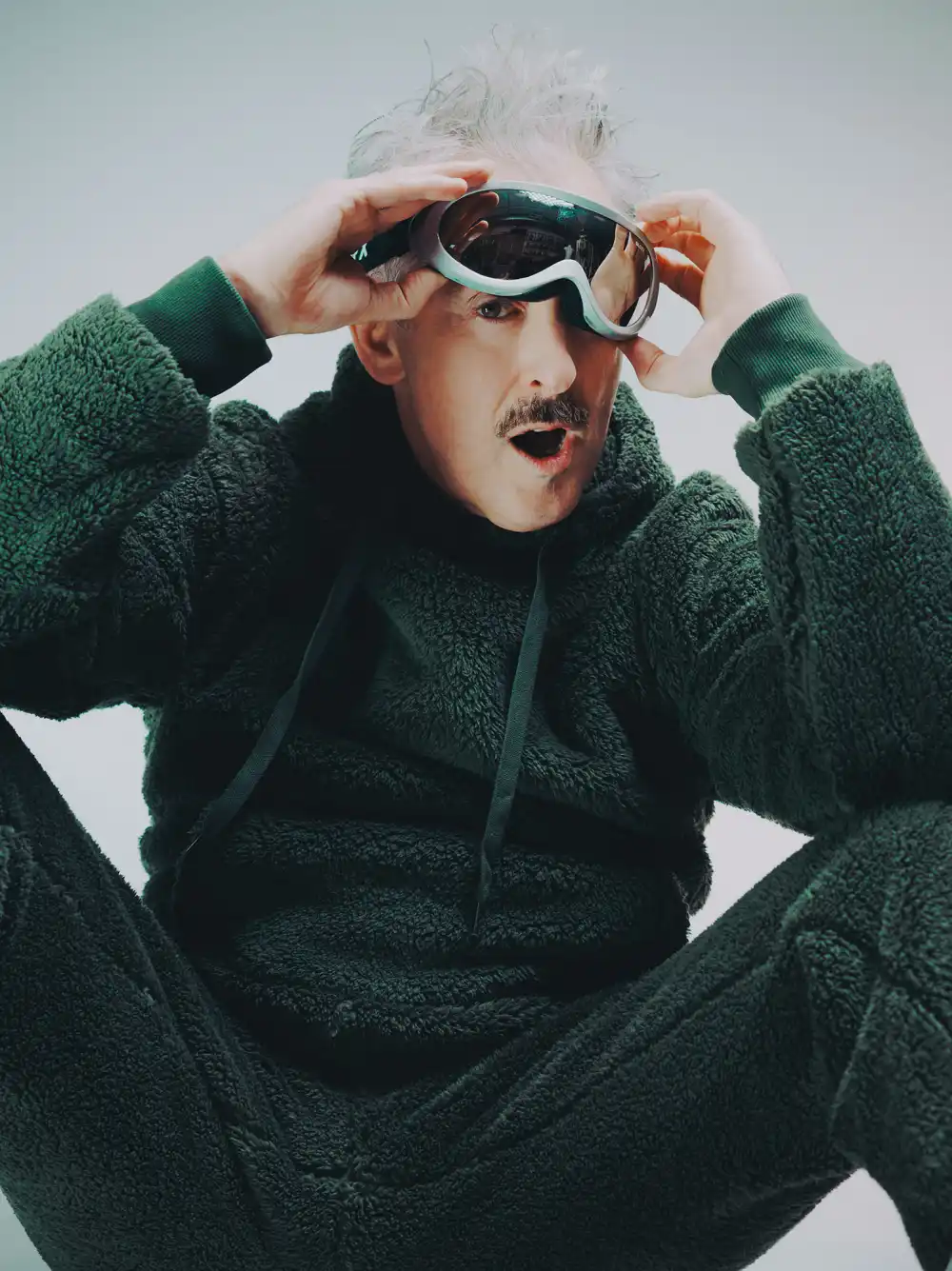 Alan Cumming 3 Sam Waxman