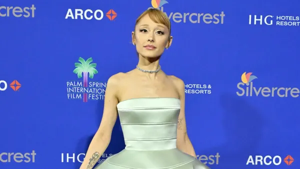 Ariana Grande Thanks Botox and Juvederm While Receiving Award