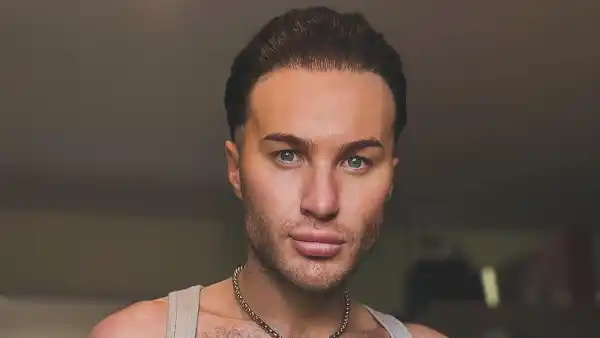 Beloved Drag Queen James Lee Williams, Known as ‘The Vivienne’, Dead at 32