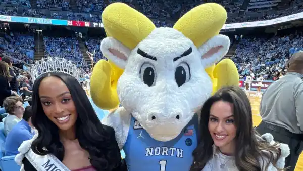 Bill Belichick s Girlfriend Jordon Hudson Goes Pantsless at College Game