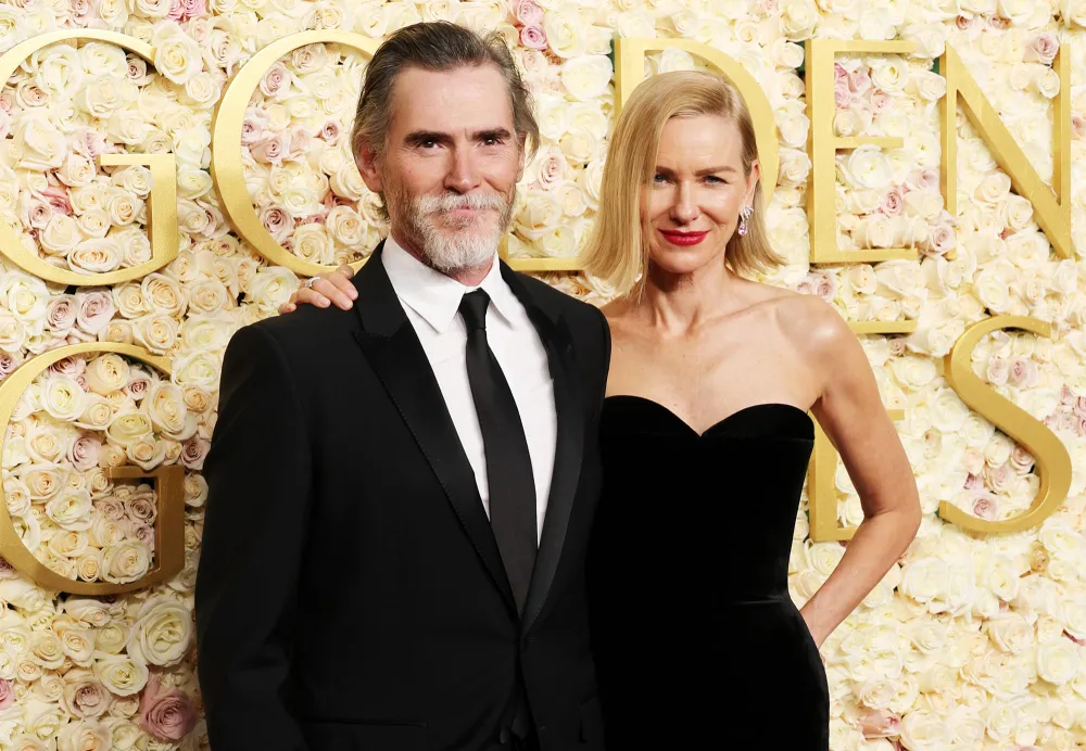 Billy Crudup Made Naomi Watts Feel Better About Menopause By TellIng Her About the Gray Hair on His Balls 797