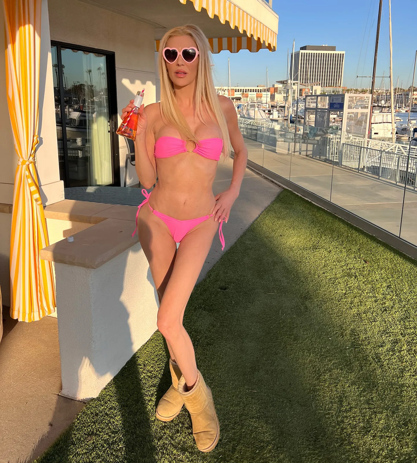 Brandi Glanville Gets Cheeky in Sexy Pink Bikini