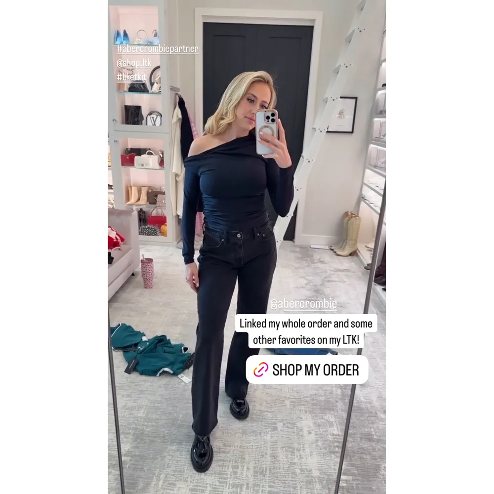 Brittany Mahomes Shares Her Super Bowl Outfit Must Haves