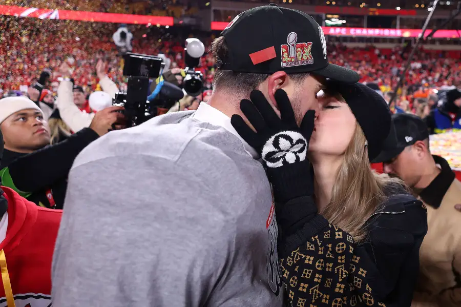 Championship Kiss Best Taylor Swift and Travis Kelce Pics From AFC Championship