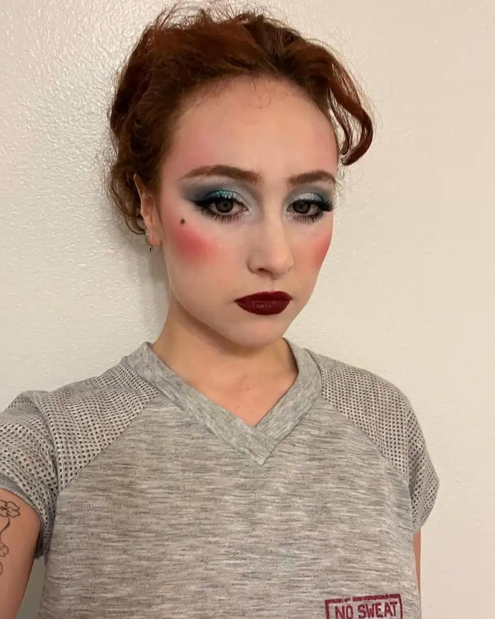 Chappell Roan Shows Off Makeup Free Selfie Ahead of Grammys 399