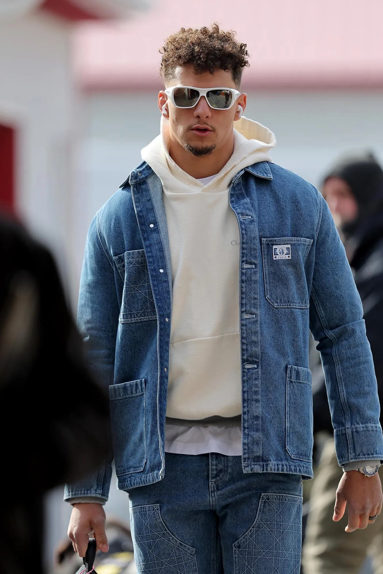 Chiefs Honor Patrick Mahomes New Baby Ahead of Divisional Playoffs