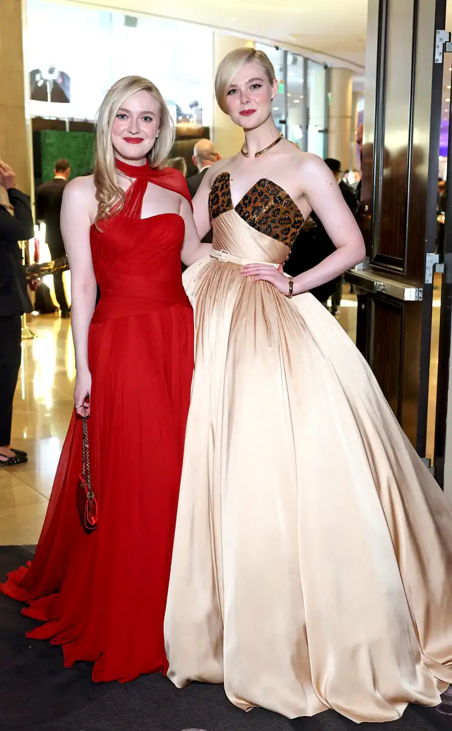 Dakota and Elle Fanning Enjoy a Sisters Night Out at 2025 Golden Globes