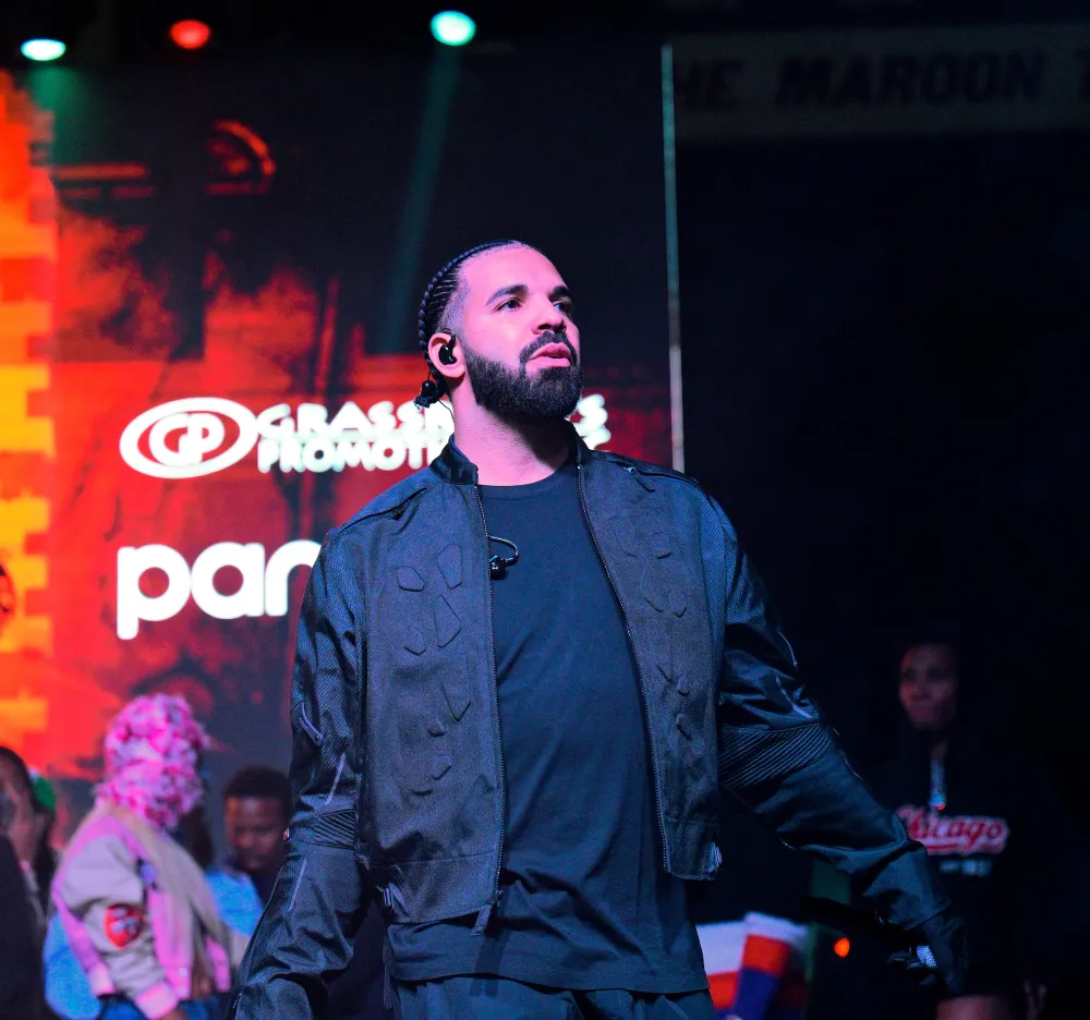 Drake Sues His Record Label for Defamation Over Kendrick Lamar s Not Like Us