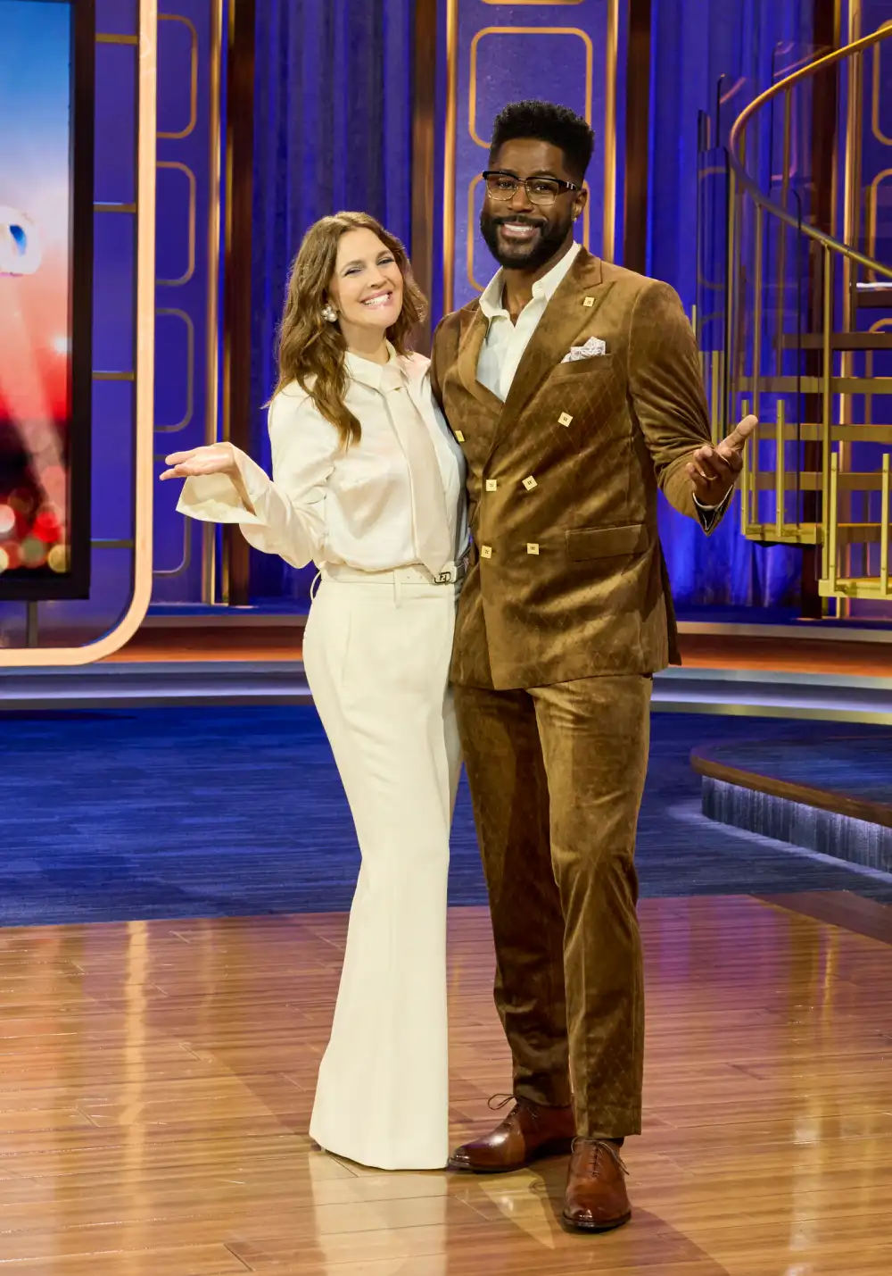 Drew Barrymore Jokes She ll Pull Out a Hair Extension on Hollywood Squares