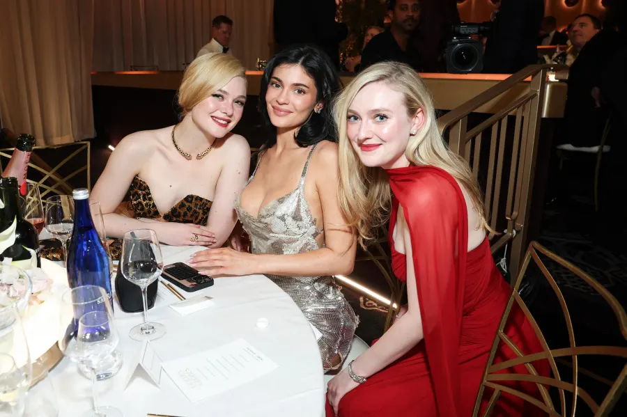 Elle Fanning Kylie Jenner and Dakota Fanning 2025 Golden Globes