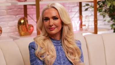 Erika Jayne Made Dorit Kemsley Smoking Photo Her Background