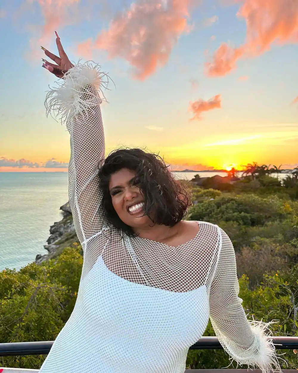 Every Tarte Influencer Trip Controversy Brianna Chickenfry and Kennedy Urich Drama Explained More 567