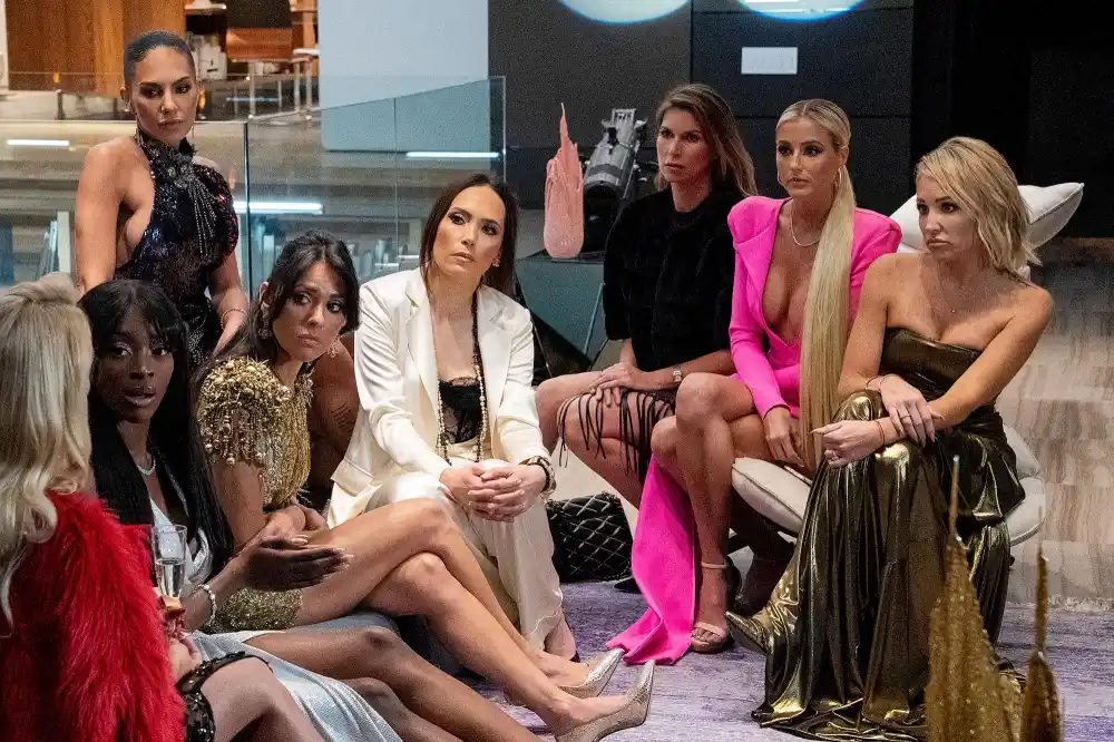 Excl Heather Rae El Moussa Reveals Which Selling Sunset Costars She Wants on The Flip Off 429