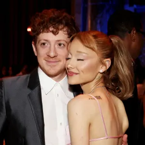 Feature Ariana Grande and Boyfriend Ethan Slater React to Her 2025 Oscars Nom