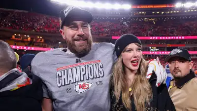 Feature Best Taylor Swift and Travis Kelce Pics From AFC Championship