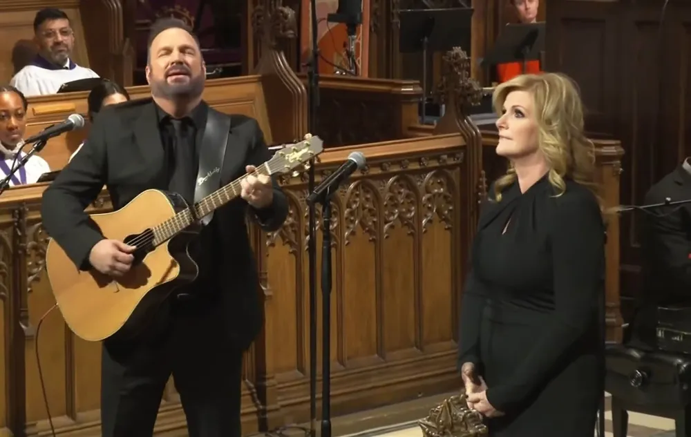 Garth Brooks and Trisha Yearwood Perform at Jimmy Carter Funeral 3