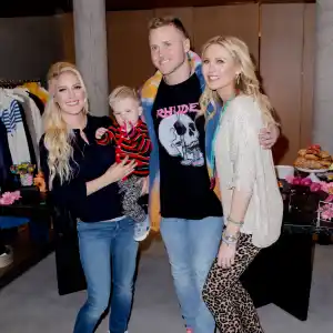 (l-r) Heidi Montag, son, Gunner, Spencer Pratt, Stephanie Pratt