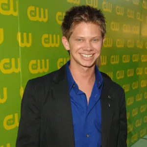 117908876 Lee Norris 'Froze' When His 6-Year-Old Son Reminded Him of His 'Boy Meets World' Character Minkus