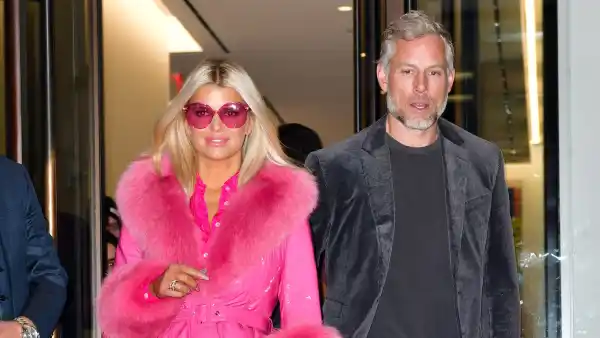 Jessica Simpson, Jessica Alba and More Stars Confirm That January Is ‘Divorce Month’