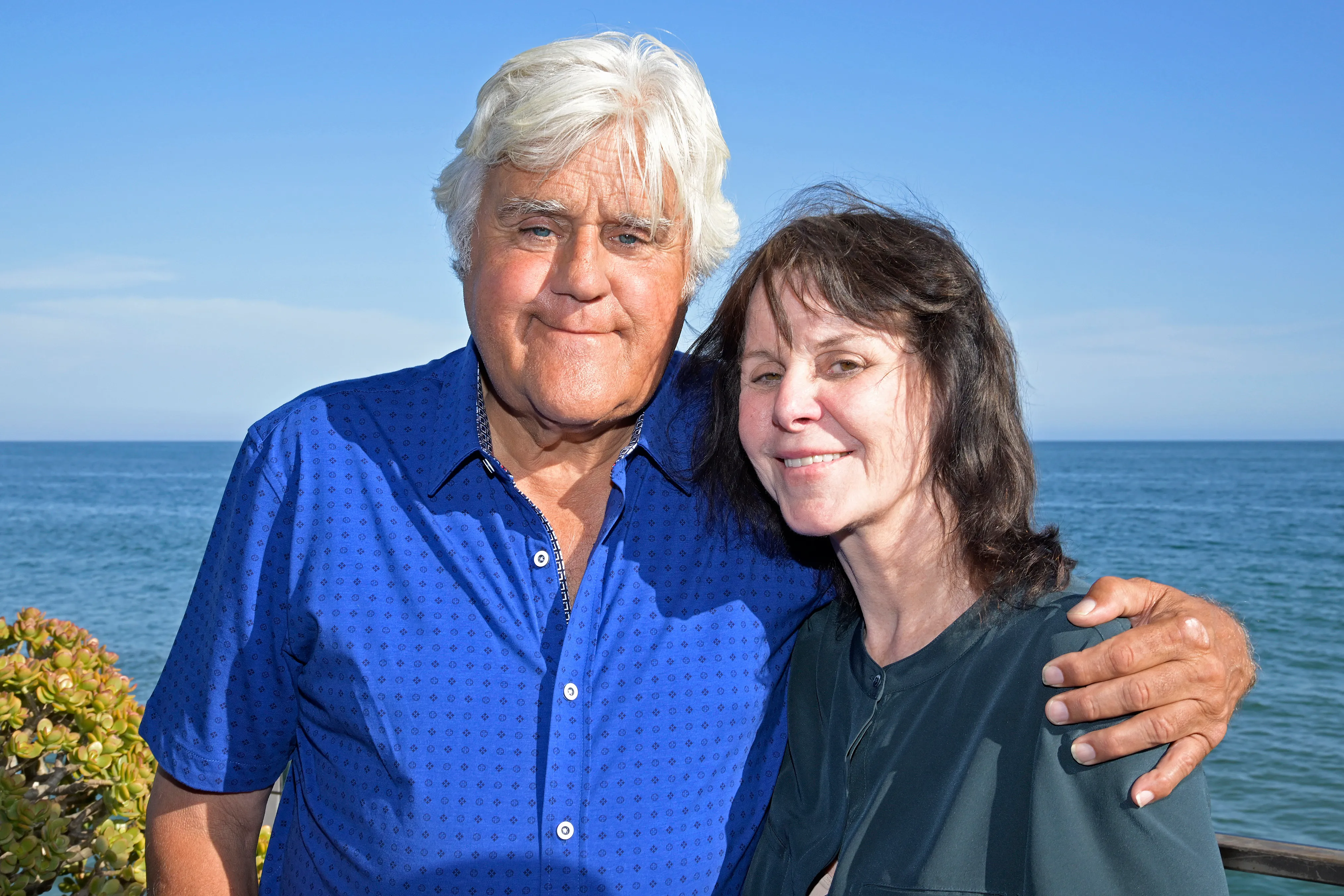 1413735539 Jay Leno Says It’s Important to Find ‘Moments’ to ‘Laugh and Have Fun’ Following Wife’s Alzheimer’s Diagnosis