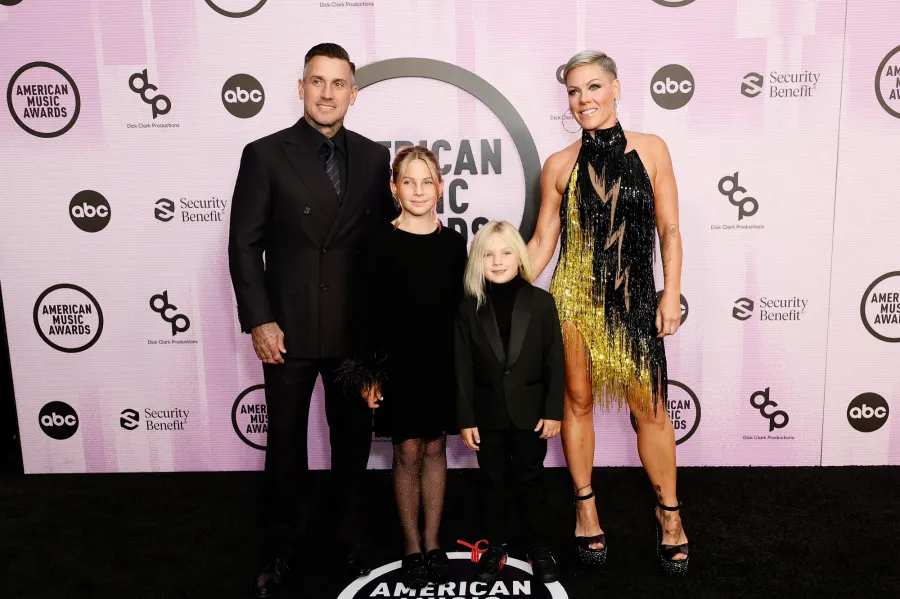 GettyImages-1443093700-pink-carey-hart