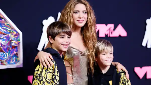 Shakira con sus hijos Milan y Sasha