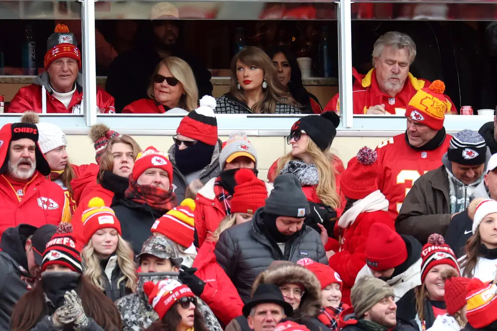 KANSAS CITY, MISSOURI - JANUARY 18: Singer-songwriter Taylor Swift looks on during the first quarter in the AFC Divisional Playoff between the Houston Texans and the Kansas City Chiefs at GEHA Field at Arrowhead Stadium on January 18, 2025 in Kansas City, Missouri. (Photo by Jamie Squire/Getty Images)