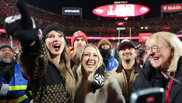 Taylor Swift, Brittany Mahomes and Donna Kelce