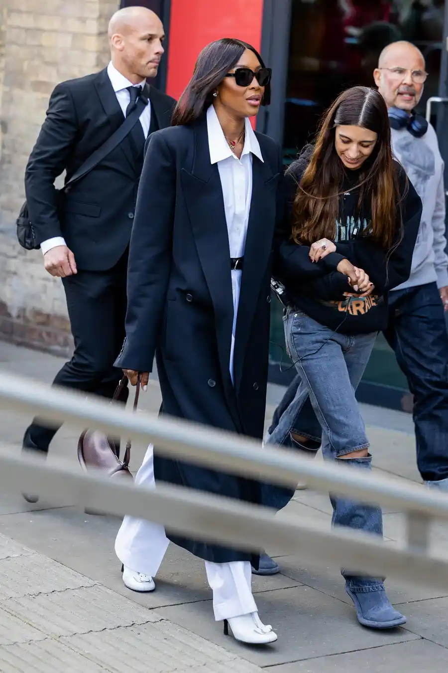 Where the Stars Go Out to Eat Taylor Swift Beyonce and More Celebs Favorite Restaurants Worldwide