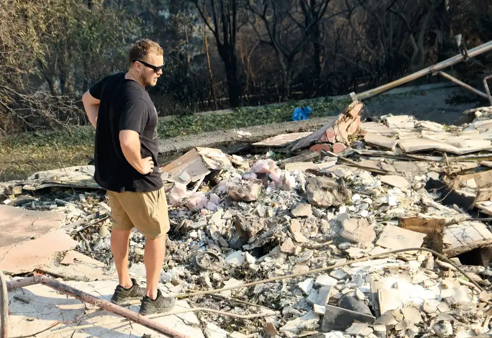 Heidi Montag Spencer Pratt Reveal What Was Left of Our House After Fire 2