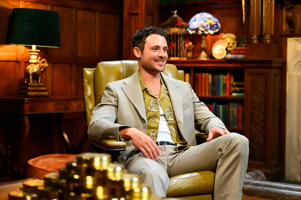 Hilarious Traitors Aftershow Moments From Sandoval Dig to Dylan Efron Bring Compared to Ted Bundy 618