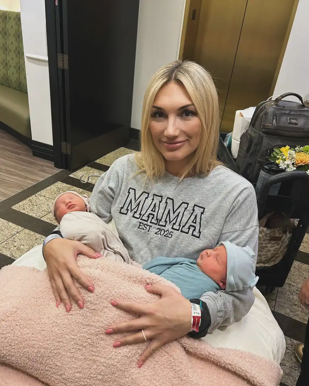 Hulk Hogan Daughter Brooke Hogan Gives Birth Welcomes Twins With Husband&nbsp;