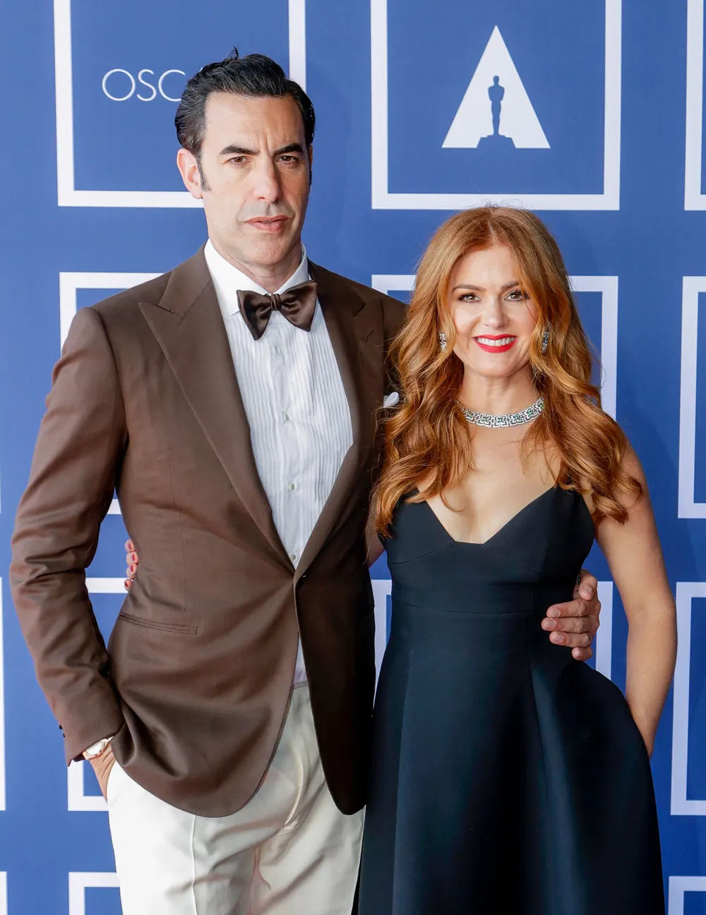 Isla Fisher Celebrated New Year at 6 Day Wellness Retreat Amid Divorce