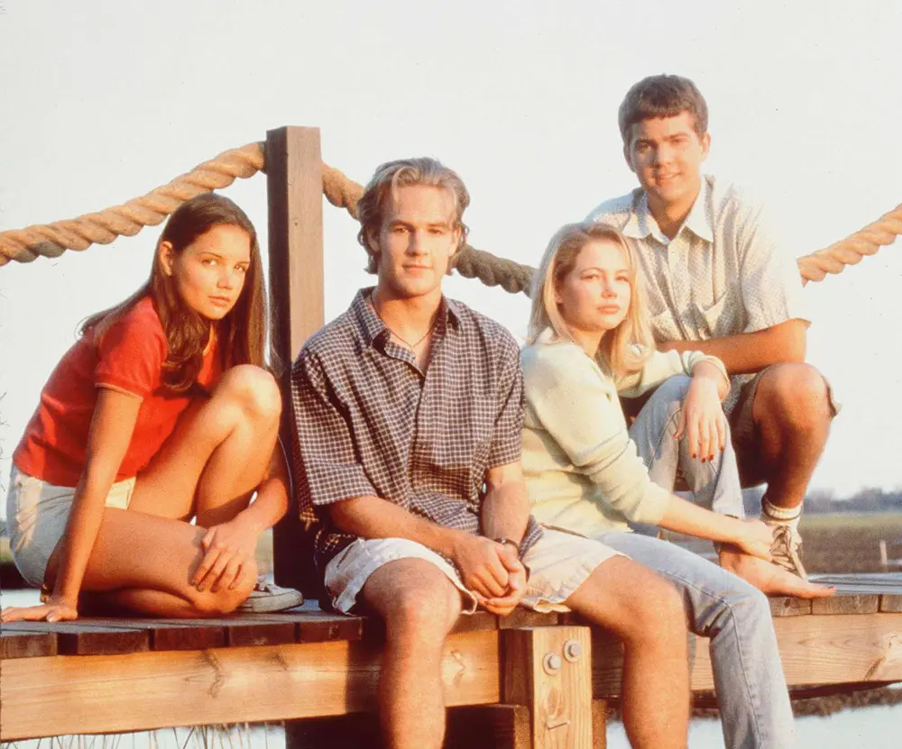 James Van Der Beek Reacts to Cute Fake Reunion Photo of Dawson s Creek Cast 579