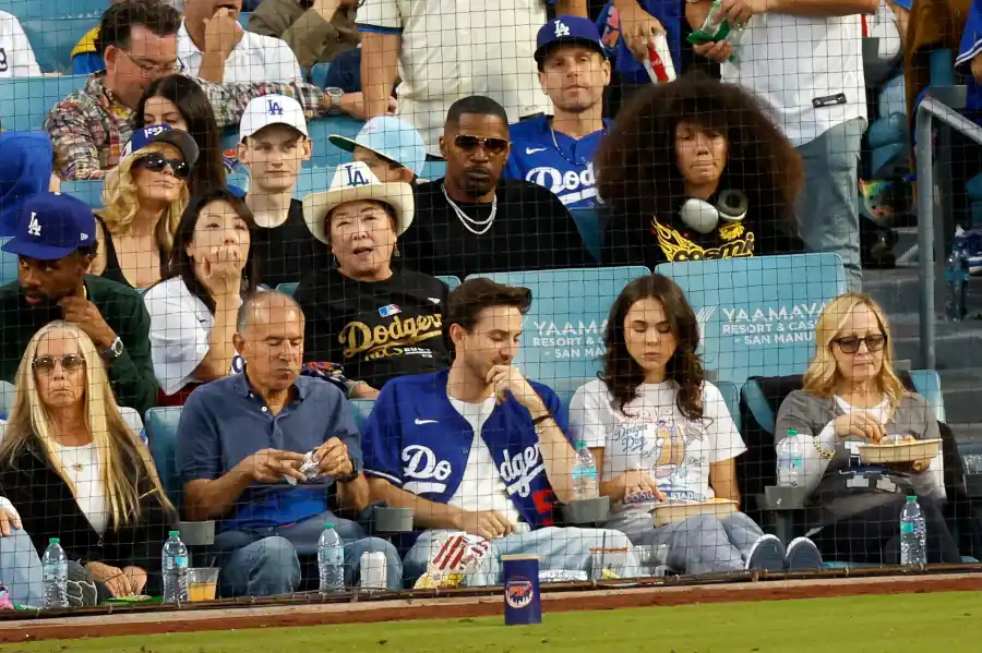 Jamie Foxx s Sweetest Moments With His 2 Daughters Corinne and Anelise Over the Years Photos 028