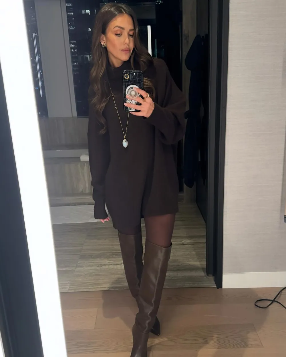 Jessica Alba Takes Girls Trip to New York City After Confirming Cash Warren Split