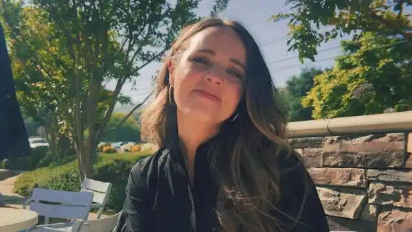 Jinger Duggar Explains Why She Didnt Learn to Swim Growing Up