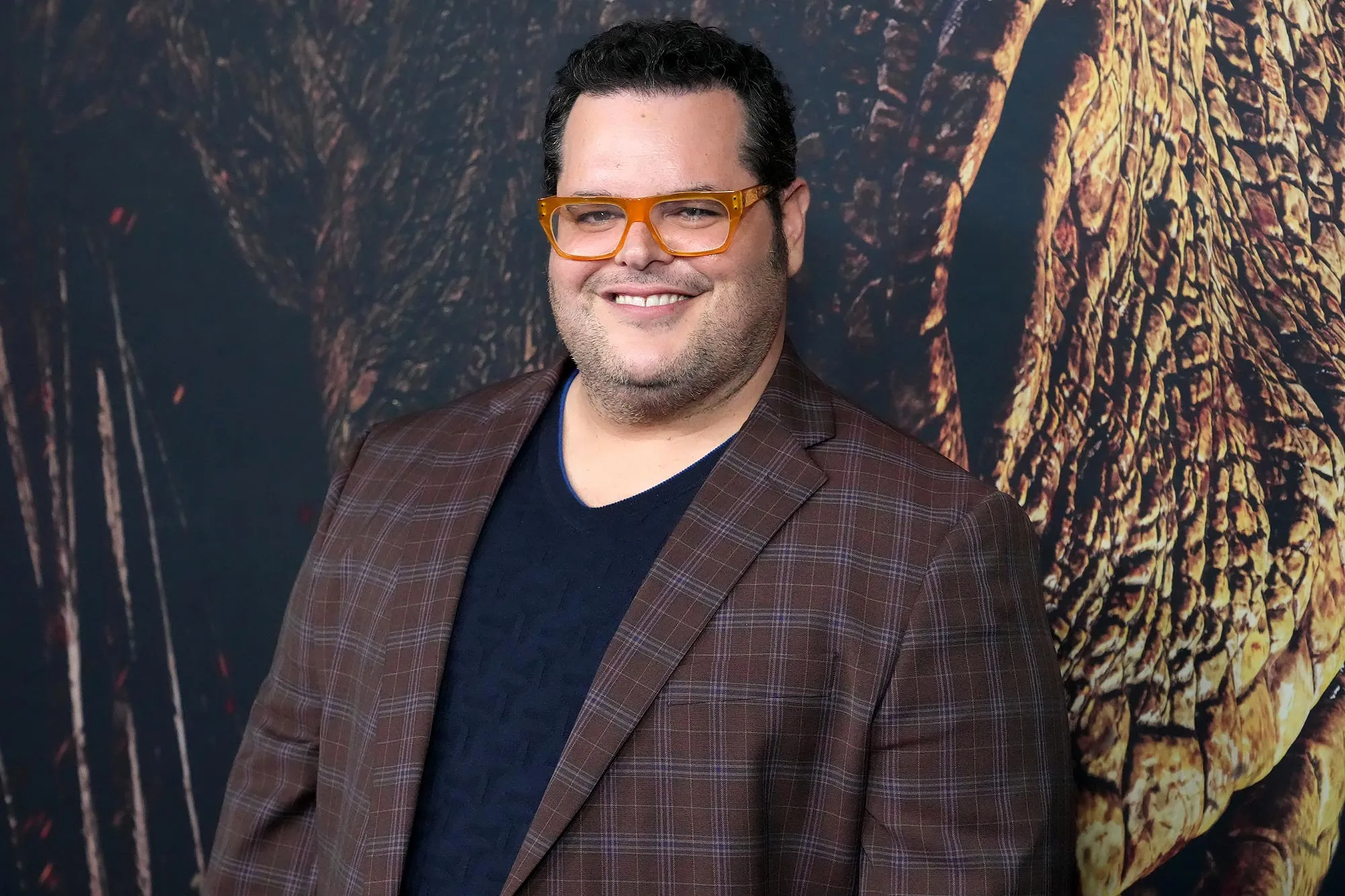 Josh Gad Breaks Down SNL Auditions Working With Kevin Spacey in Memoir