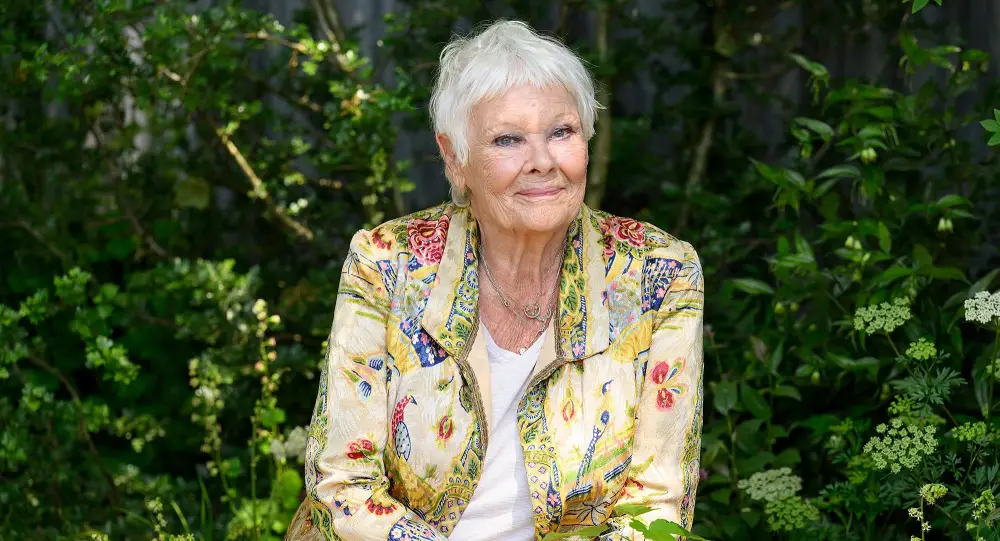 Judi Dench Says She Cant Attend Public Events Alone Due to Vision Loss