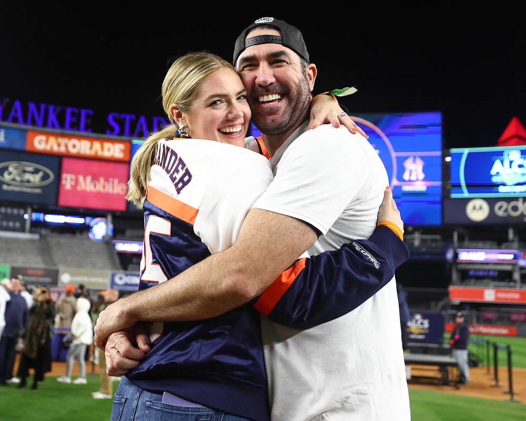 Kate Upton Is Pregnant Expecting Her Second Baby With Husband Justin Verlander