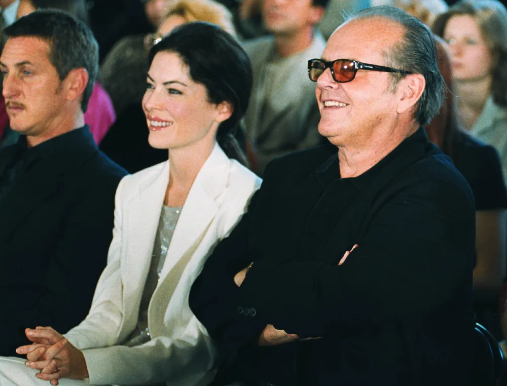 Lara Flynn Boyle and Jack Nicholson