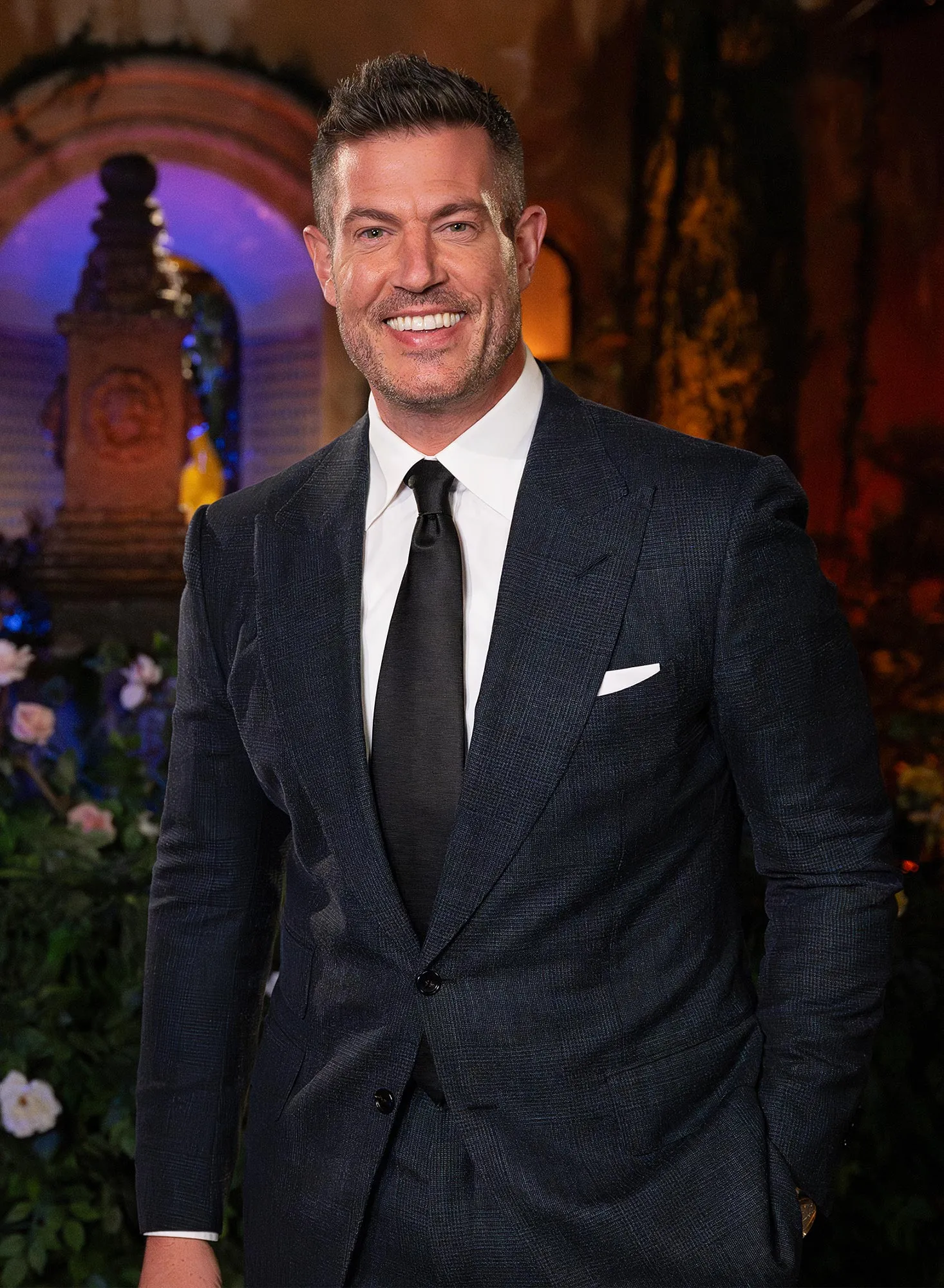 Matt James and Rachael Kirkconnell Would Both Be Welcome Back to The Bachelor Jesse Palmer Says 865
