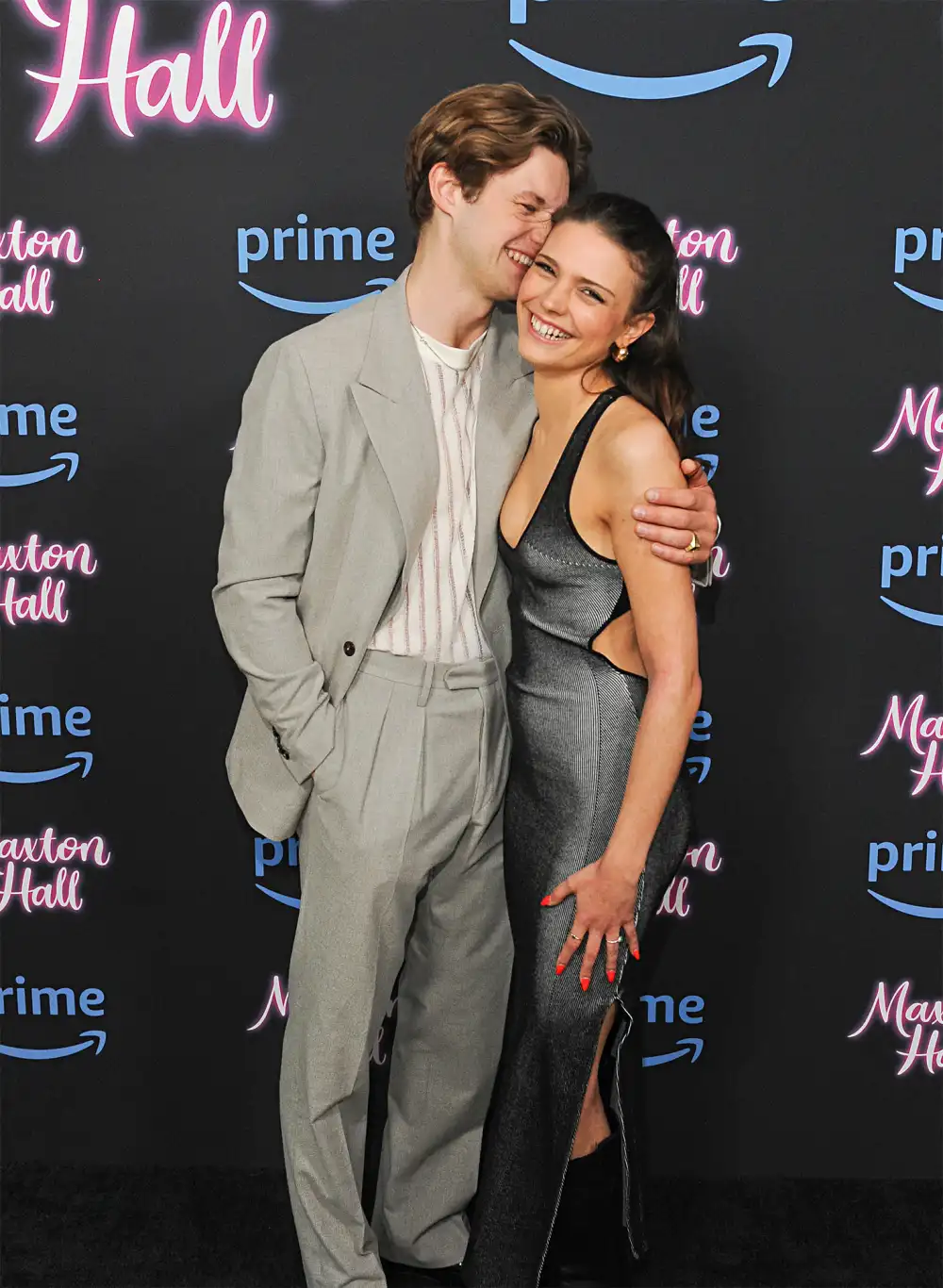 Maxton Hall Harriet Herbig Matten Denies Ever Dating Onscreen Love Interest Damian Hardung