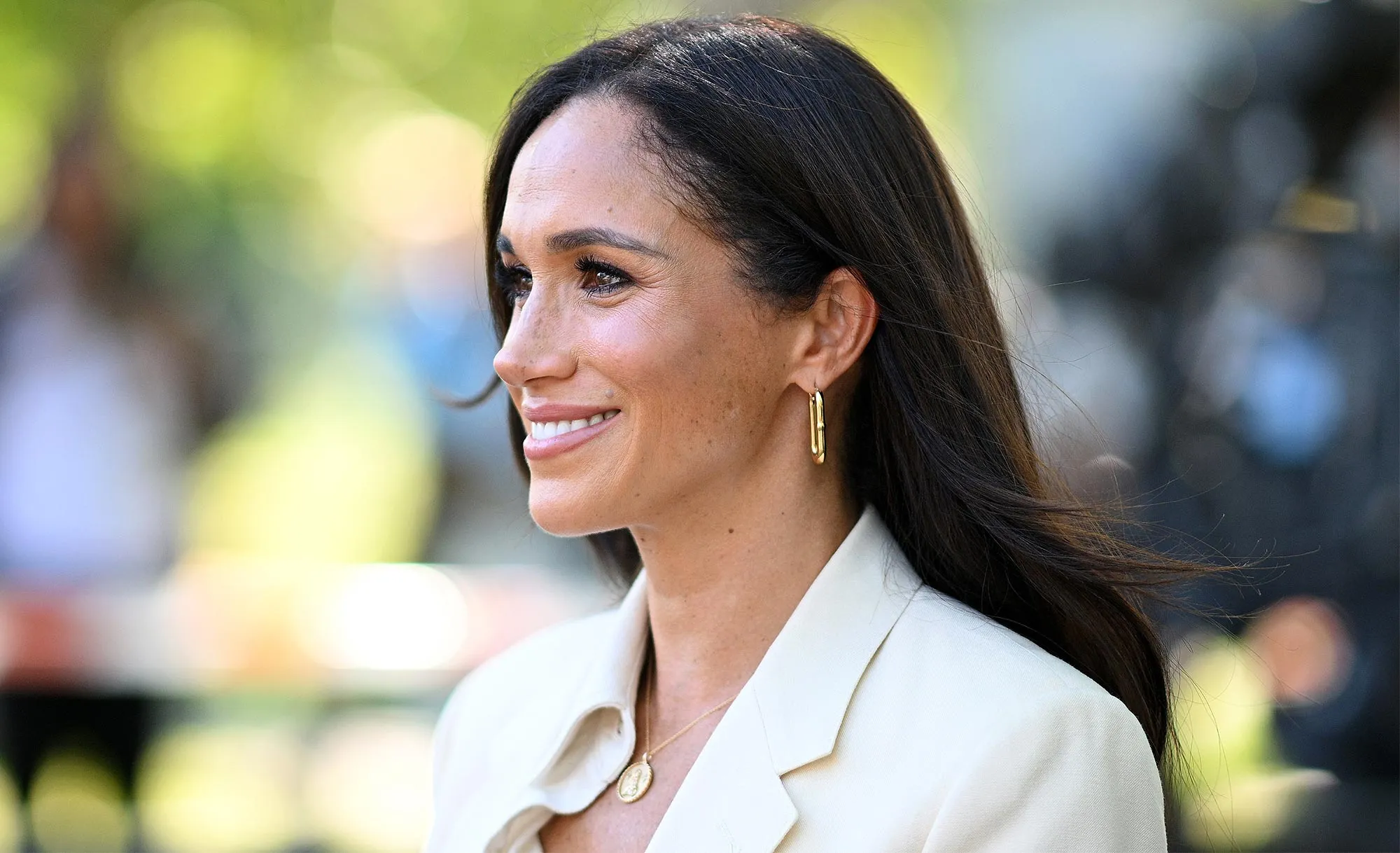 Meghan Markle Volunteers for Los Angeles Wildfire Relief in Altadena