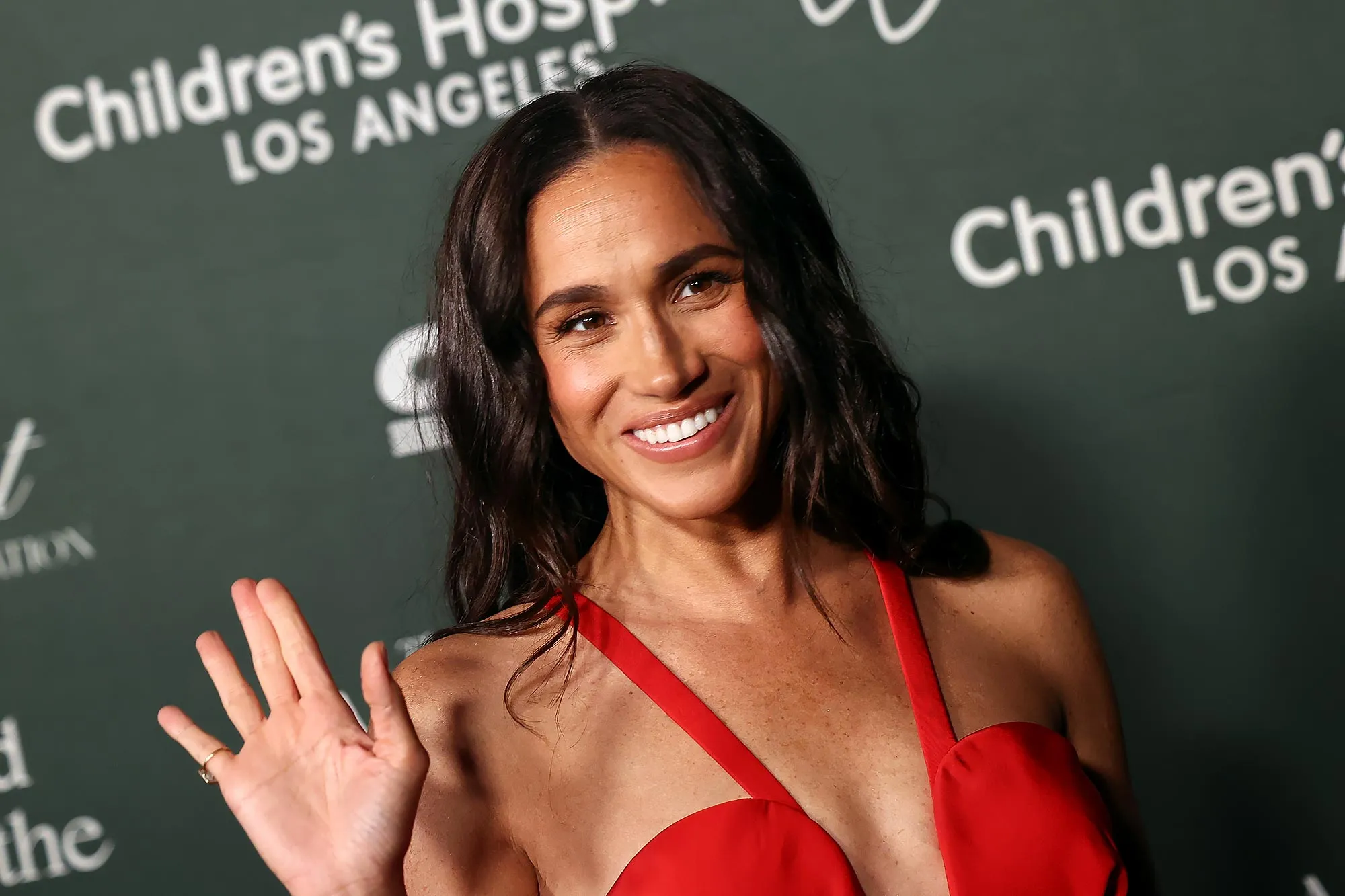 Meghan Markle Wears White Jeans in January in 1st Instagram Post in 5 Years