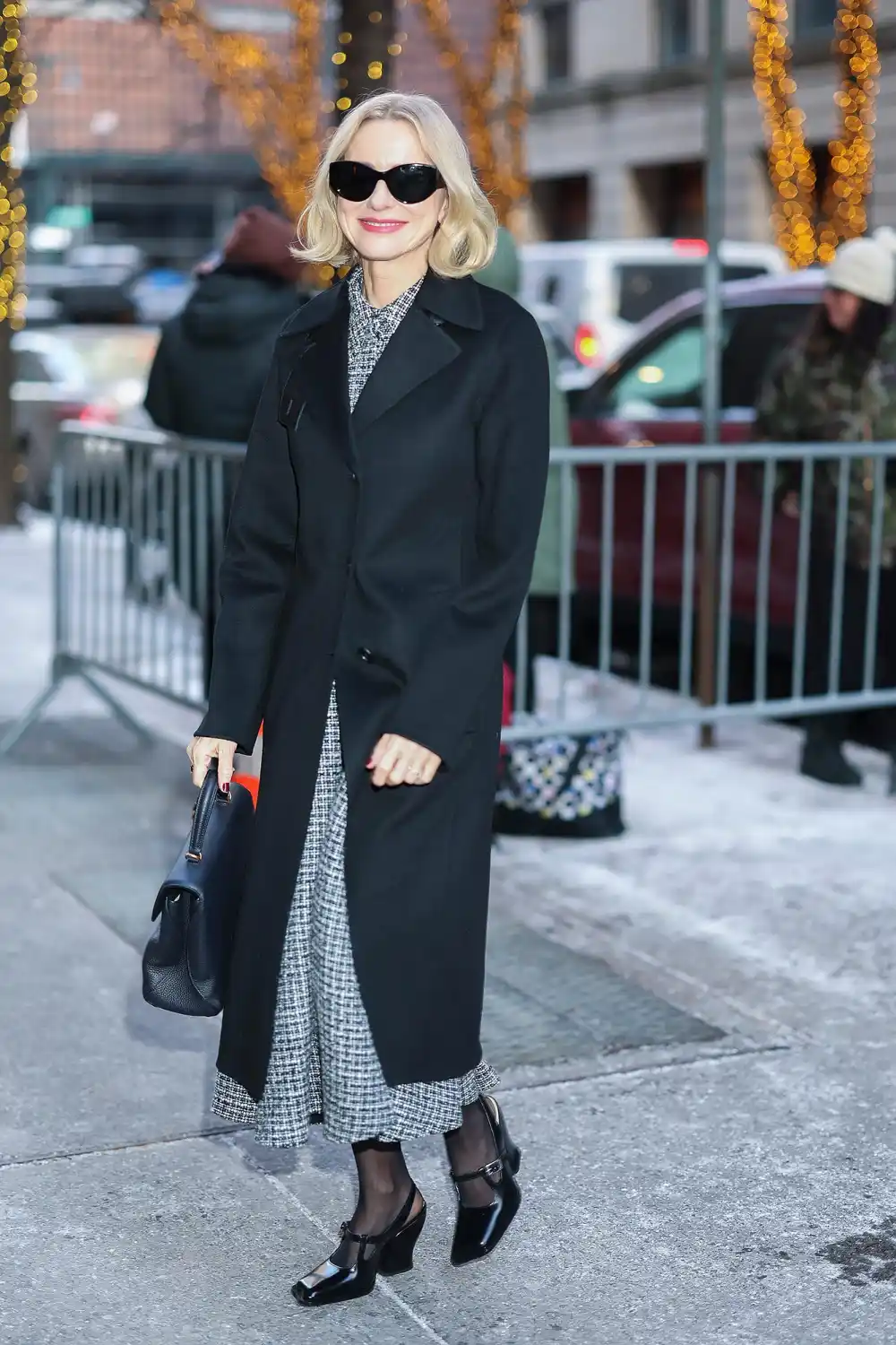 Naomi Watts 4 Quick Changes in One Day